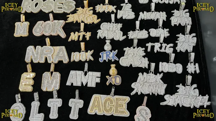 Pure Minimal Iced Out Personalized Custom Name Necklace Pendant Minimal VVS Necklaces