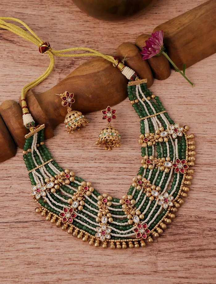 Gilded Garland Necklace Set Curio Cottage Necklaces